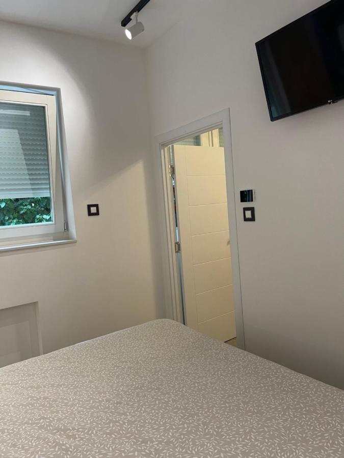 Apartman Mala Загреб Екстериор снимка